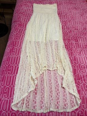 Xhilaration Cream Lace High-Low Maxi Dress
